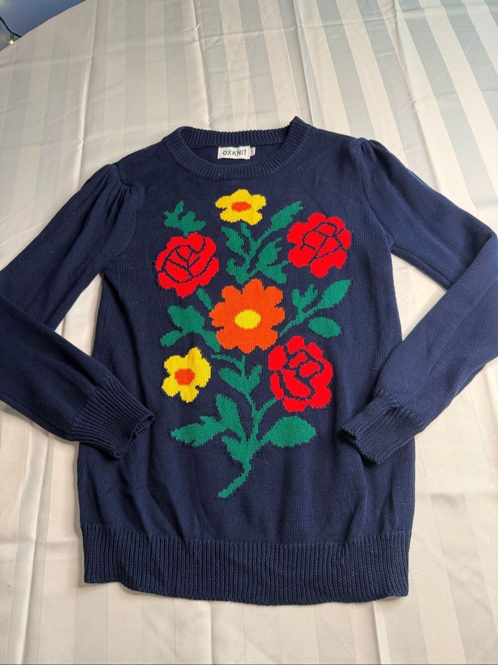 OXKNIT Navy Blue Floral Rose Retro Puff Sleeve Sweater Size Small - Picture 3 of 11